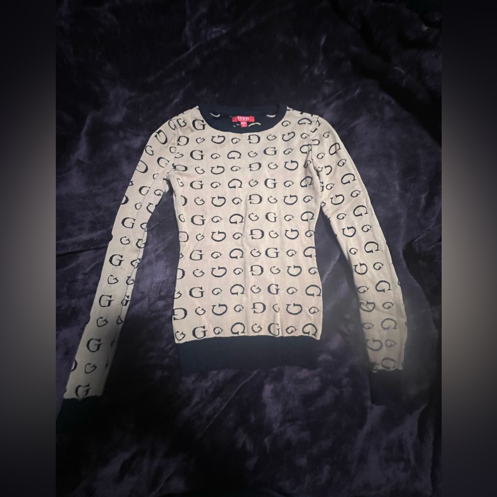 Guess sweater